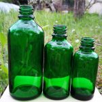 Žalio stiklo buteliukai