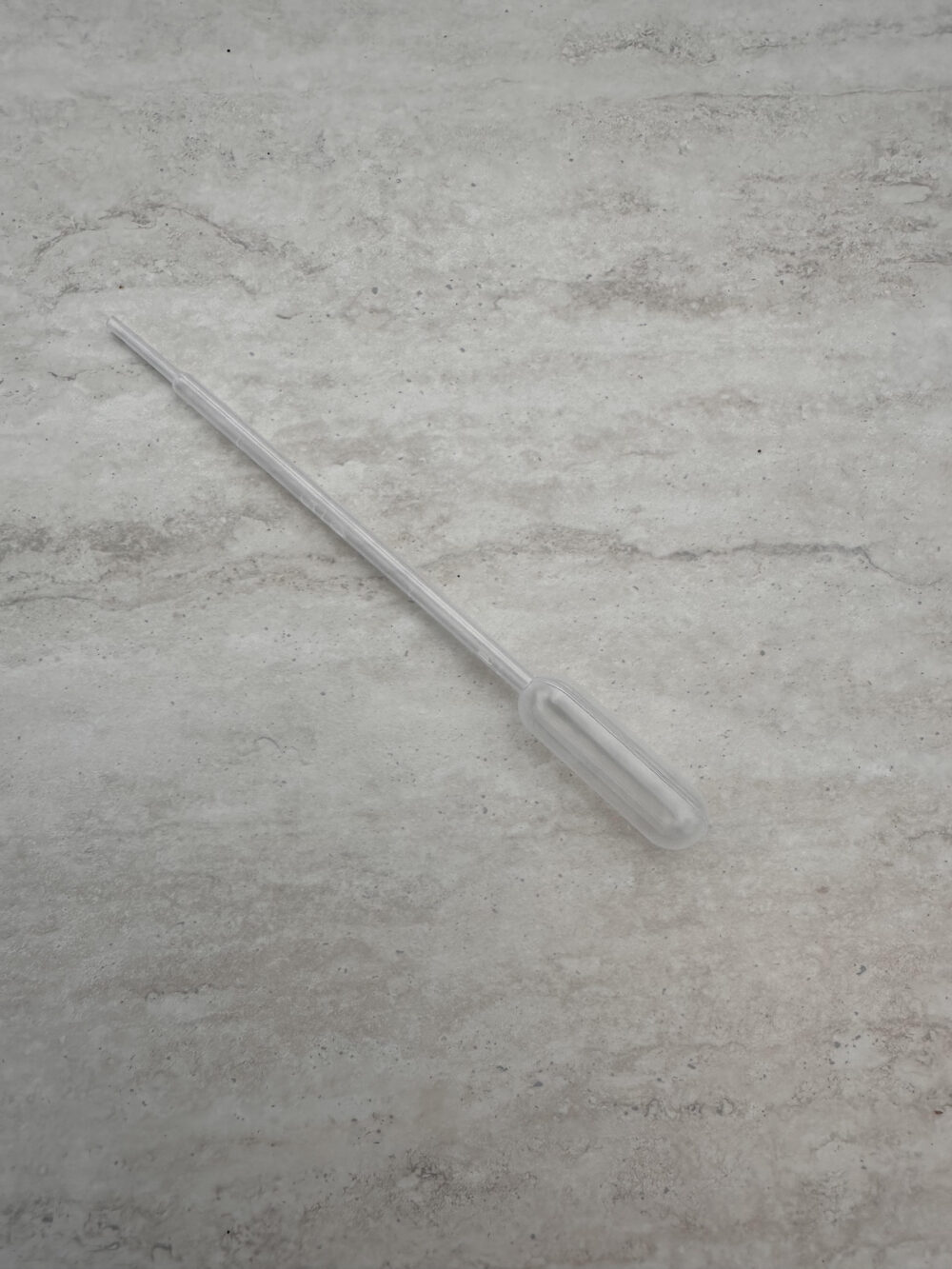 Plastikinė pipetė, 1 ml talpos